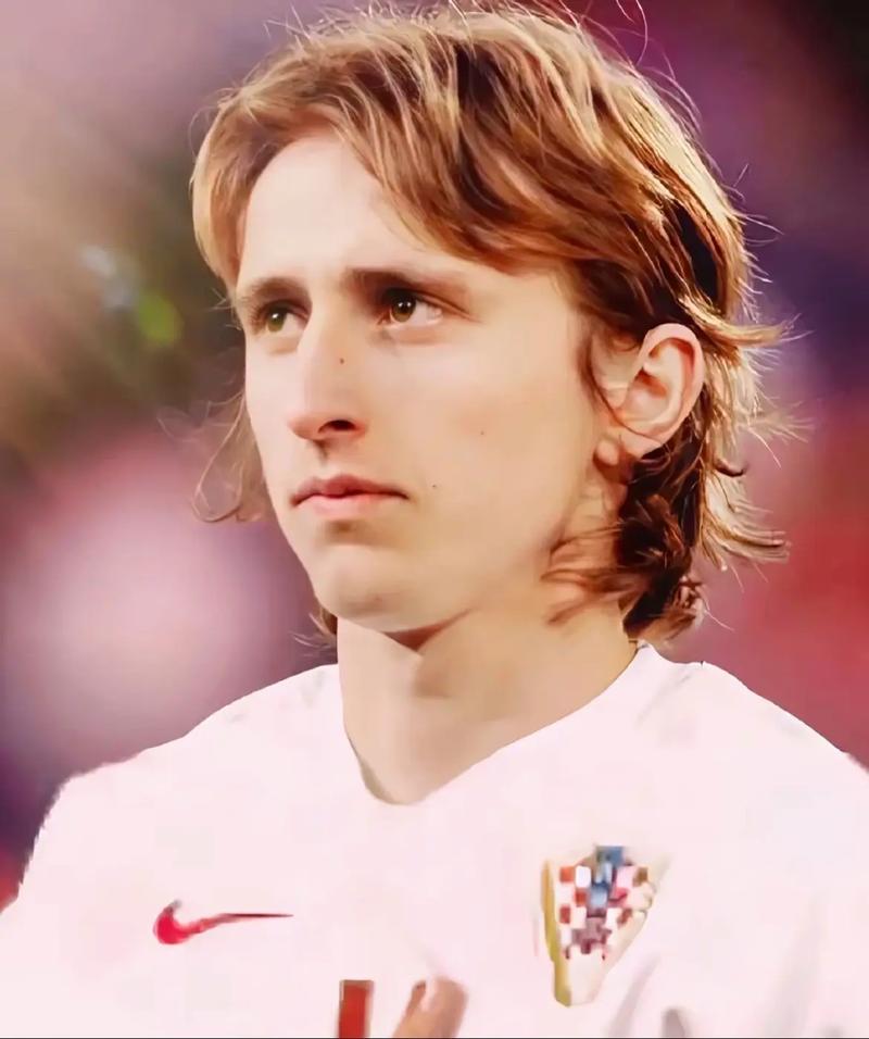 70588人现场见证国足主场失利，7场马拉松平均经济效益达419亿