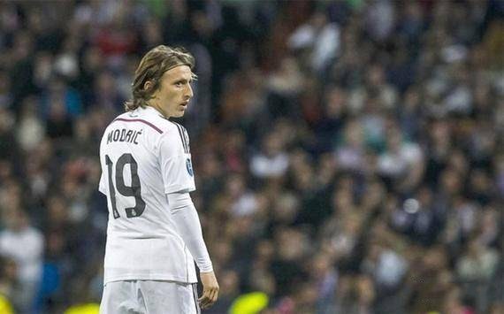 足球博彩新规：英超禁止球衣赞助商涉赌