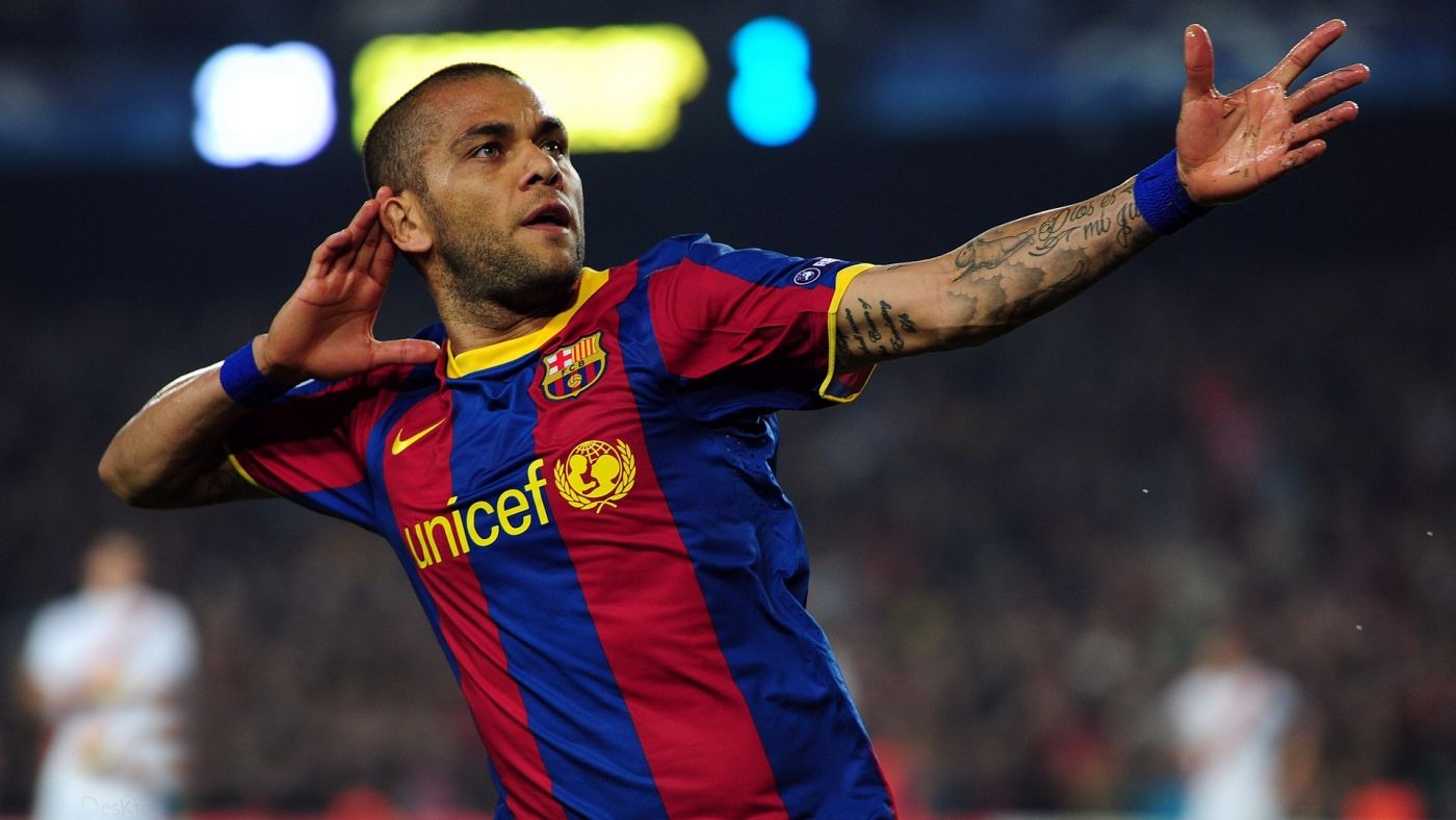 世体：巴萨今夏重点补强左边锋，迪亚斯、莱奥、尼科、卢克曼在列